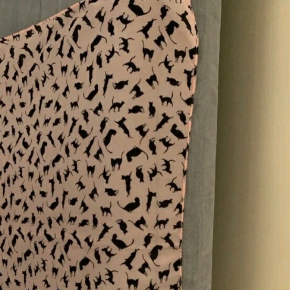 Black KITTY Cat Pattern Bandana Scarf Wrap - Picture 3 of 6
